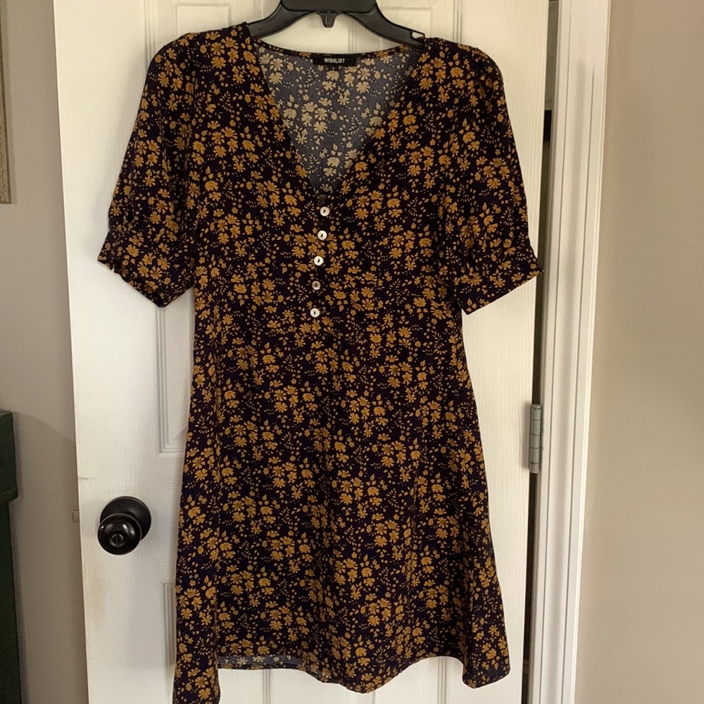 Glik's Wishlist Sz S V Neck floral dress EUC